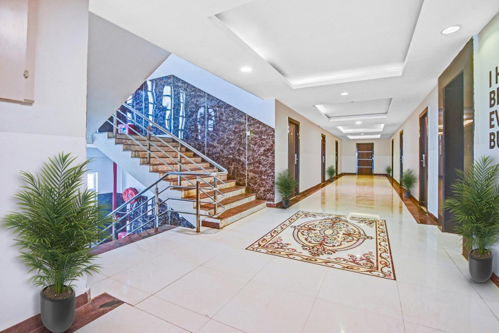 Collection O Oth Sri7 Inn Anantapur Exterior photo