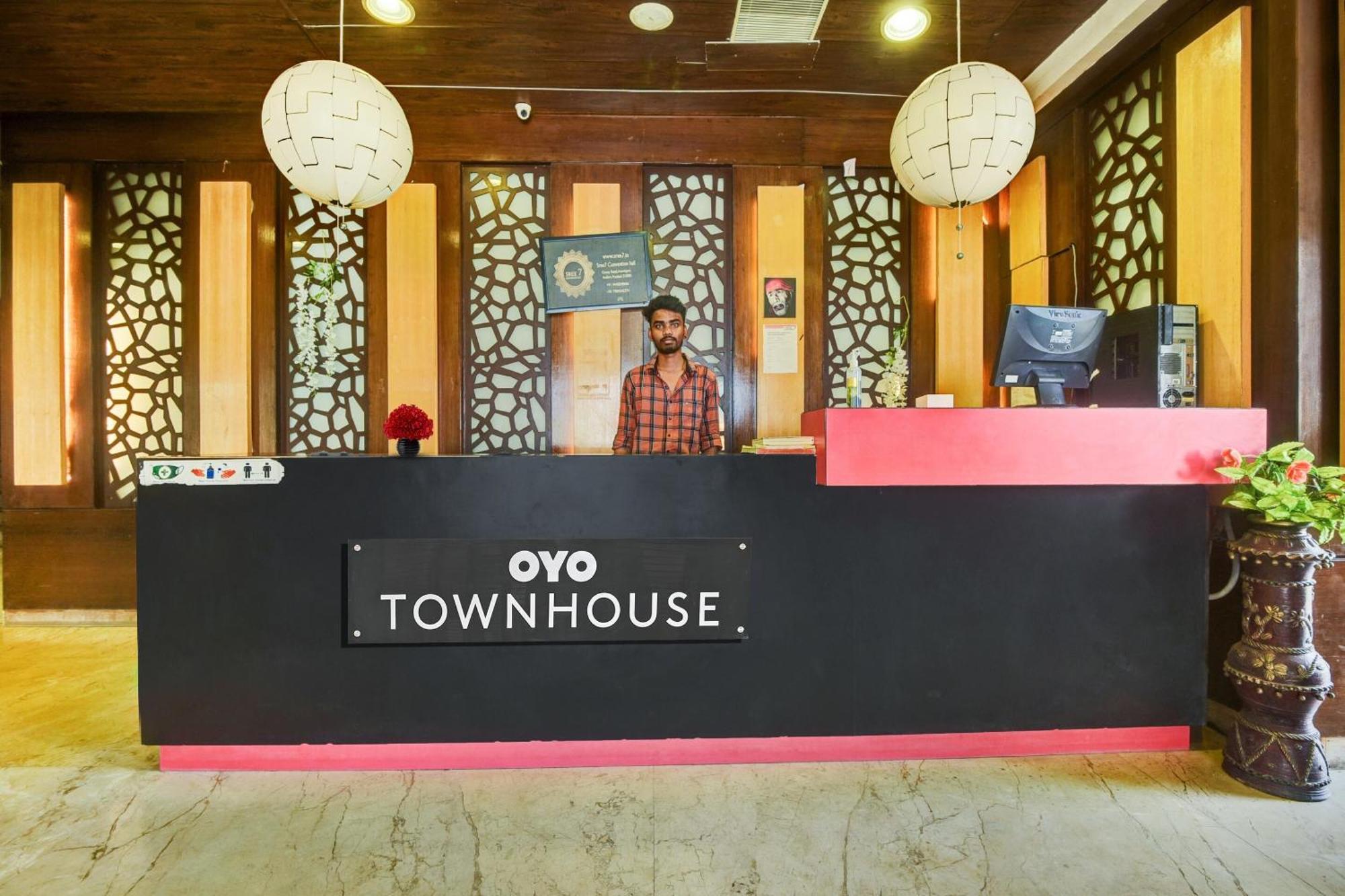 Collection O Oth Sri7 Inn Anantapur Exterior photo